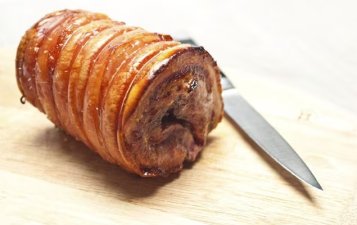 Pork’d Porchetta – Vepřová roláda s jablečným ciderem a kořením